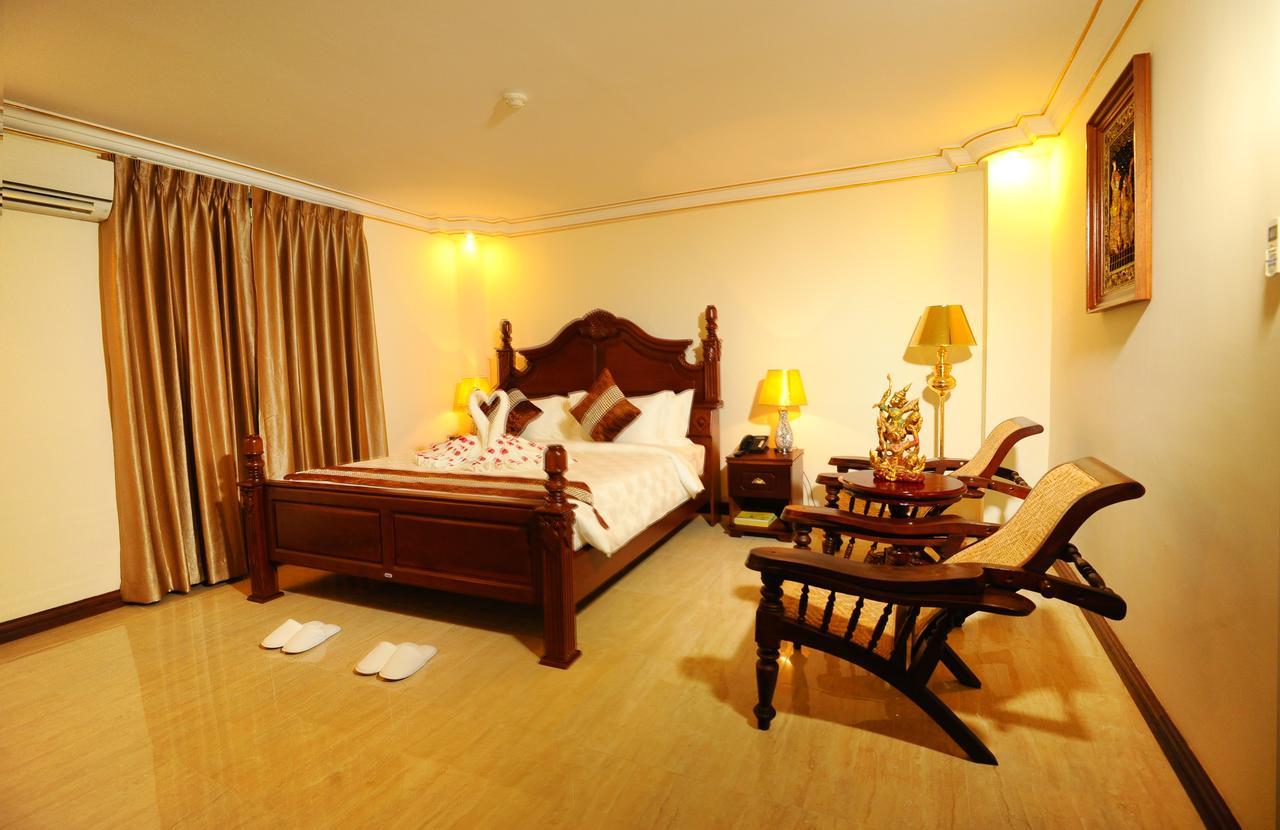 Union Square Hotel Yangon Luaran gambar